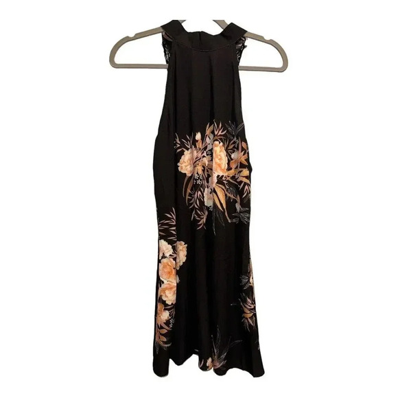 NWT Size XS Yoins Floral Mini Dress - Picture 1 of 7